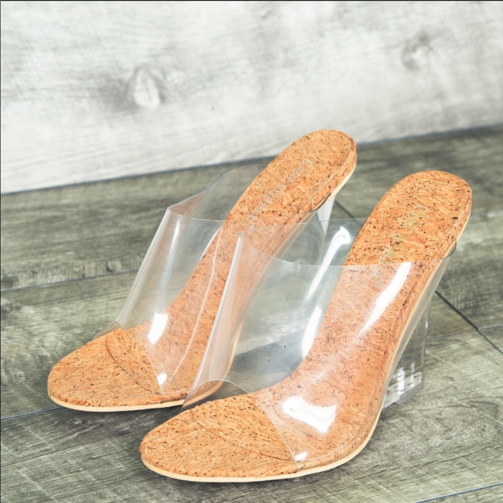 Clear Wedge